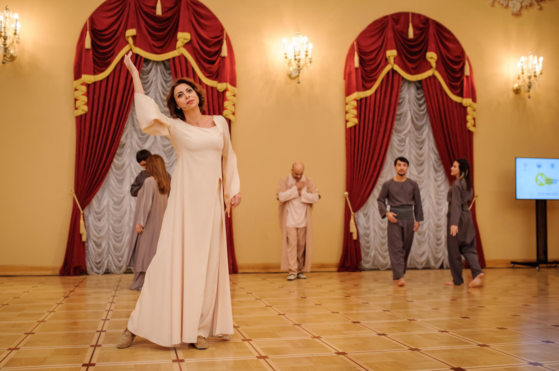 Вице-президент Фонда Гейдара Алиева Лейла Алиева приняла участие в открытии конференции «Духовное наследие Насими в историко-культурном контексте средневекового Востока» в Москве (ФОТО)