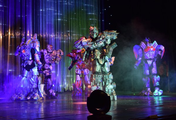 Автоботы и десептиконы прилетят в Баку (ФОТО, ВИДЕО)