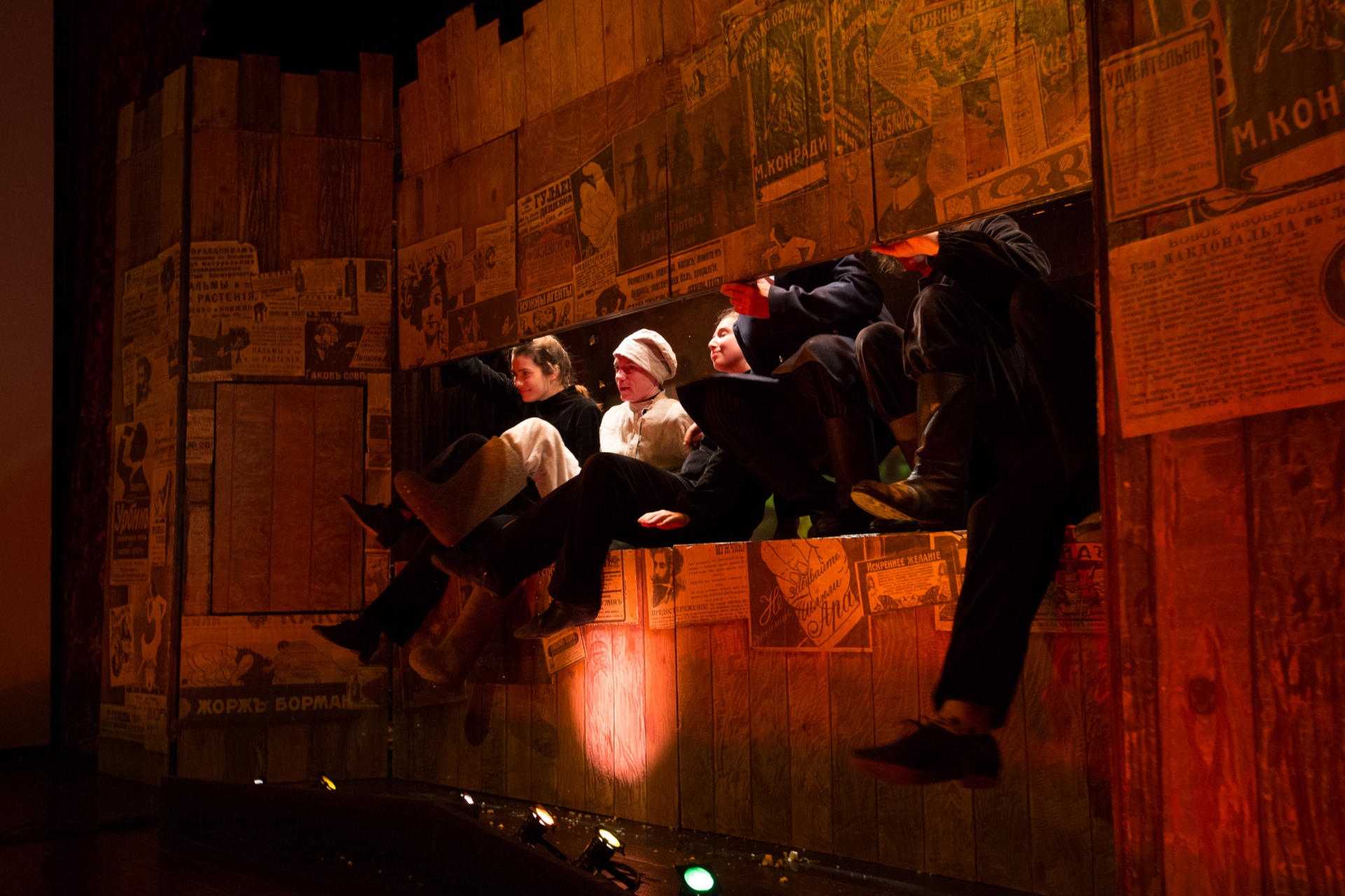 Каштанка в Баку: помесь такса с дворняжкой – очень похожая мордой на лисицу (ФОТО)