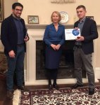 Посол Великобритании пригласила домой азербайджанских художников (ФОТО)