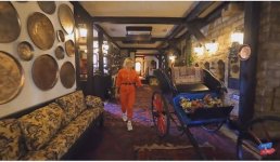 Погрузиться в грязевой вулкан и пройти обряд избавления от страхов: "Орел и решка" вновь в Баку (ФОТО)