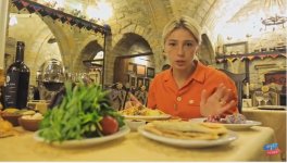 Погрузиться в грязевой вулкан и пройти обряд избавления от страхов: "Орел и решка" вновь в Баку (ФОТО)