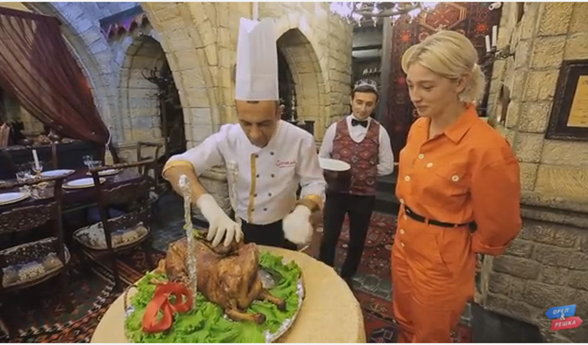 Погрузиться в грязевой вулкан и пройти обряд избавления от страхов: "Орел и решка" вновь в Баку (ФОТО)