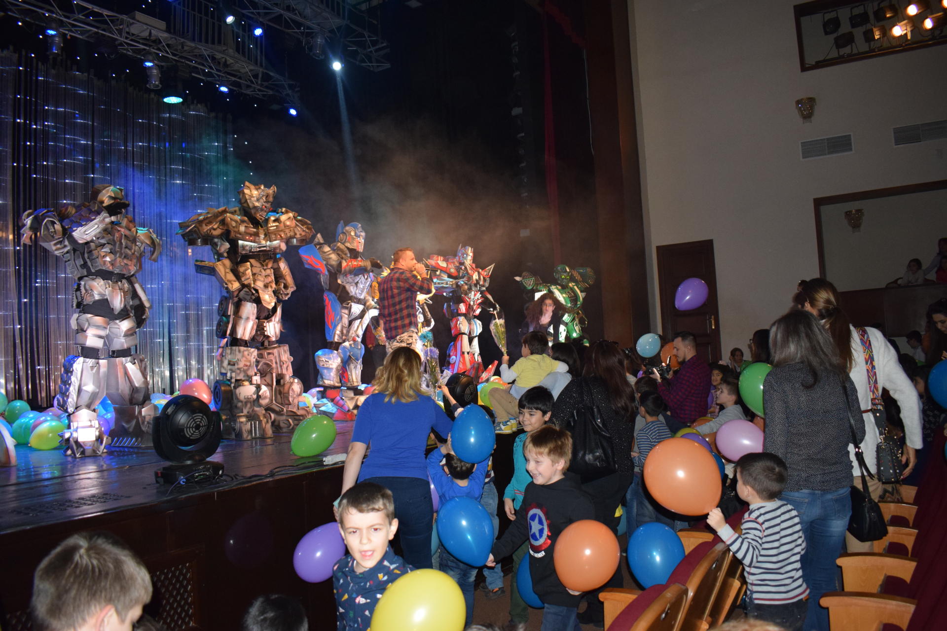 Автоботы и десептиконы прилетят в Баку (ФОТО, ВИДЕО)