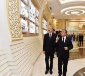 Президент Ильхам Алиев посетил мемориальный комплекс «Народная память» в Ашхабаде (ФОТО)