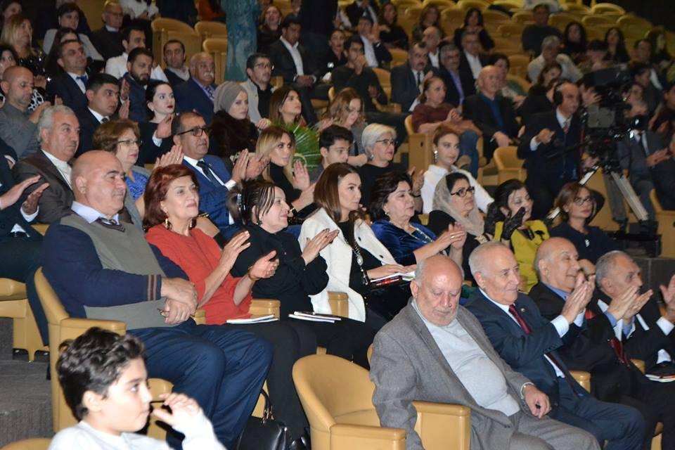 Это был вечер душевной любви и сердечной боли Севиндж Агасиевой (ВИДЕО, ФОТО)