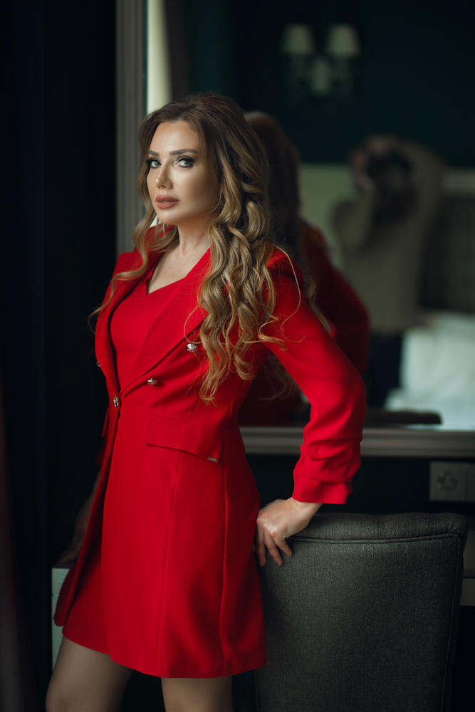 Азербайджанская ведущая посвятила проект Всемирному дню милосердия (ФОТО)