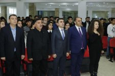 Искать и находить по-азербайджански (ФОТО)