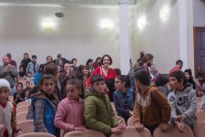 В Баку появилось пугало, или Ода свободе (ФОТО)