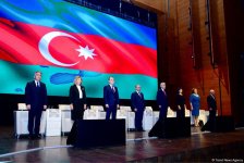 В Баку завершил свою работу XV съезд азербайджанских учителей (ФОТО)