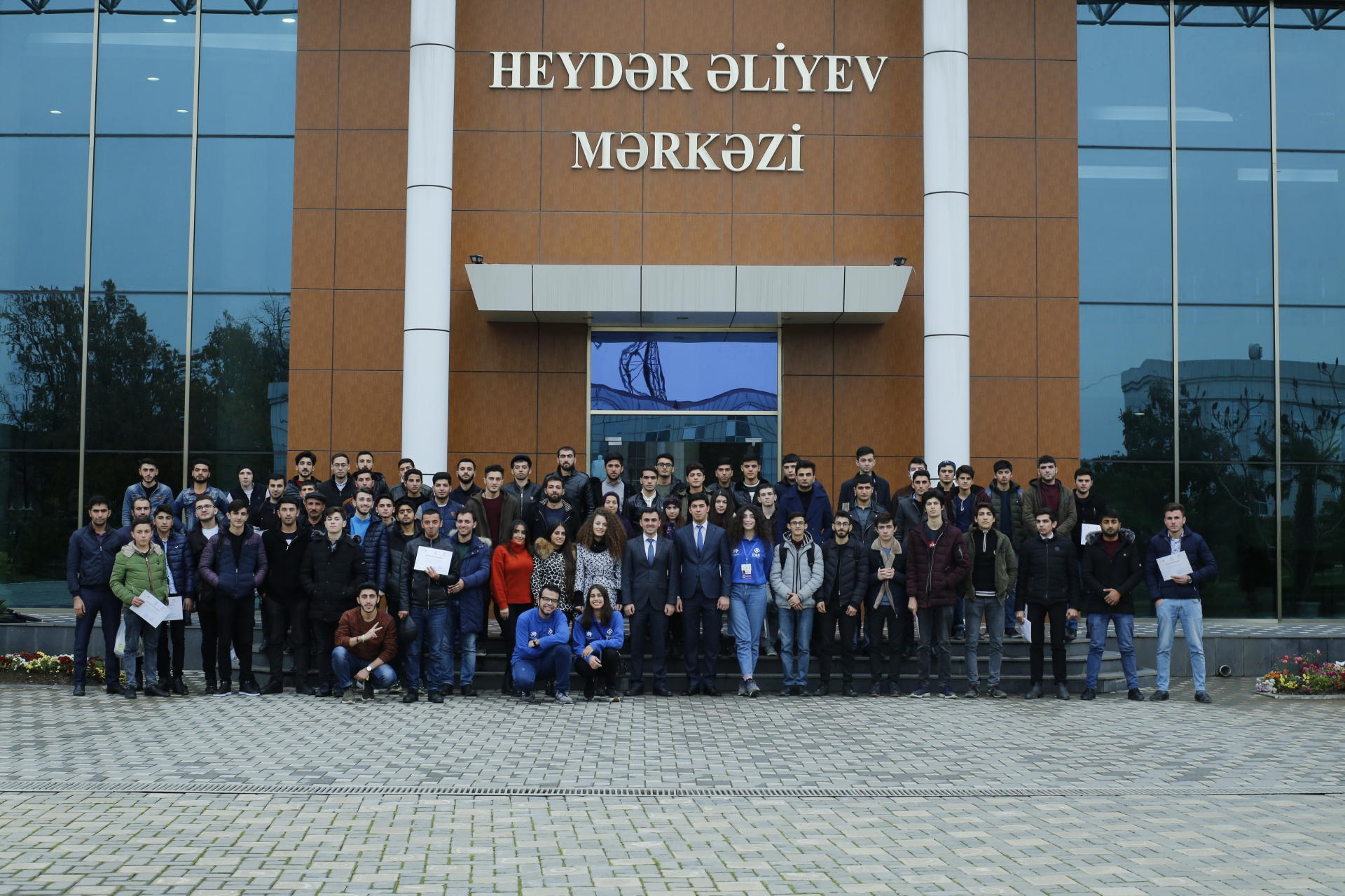 Искать и находить по-азербайджански (ФОТО)