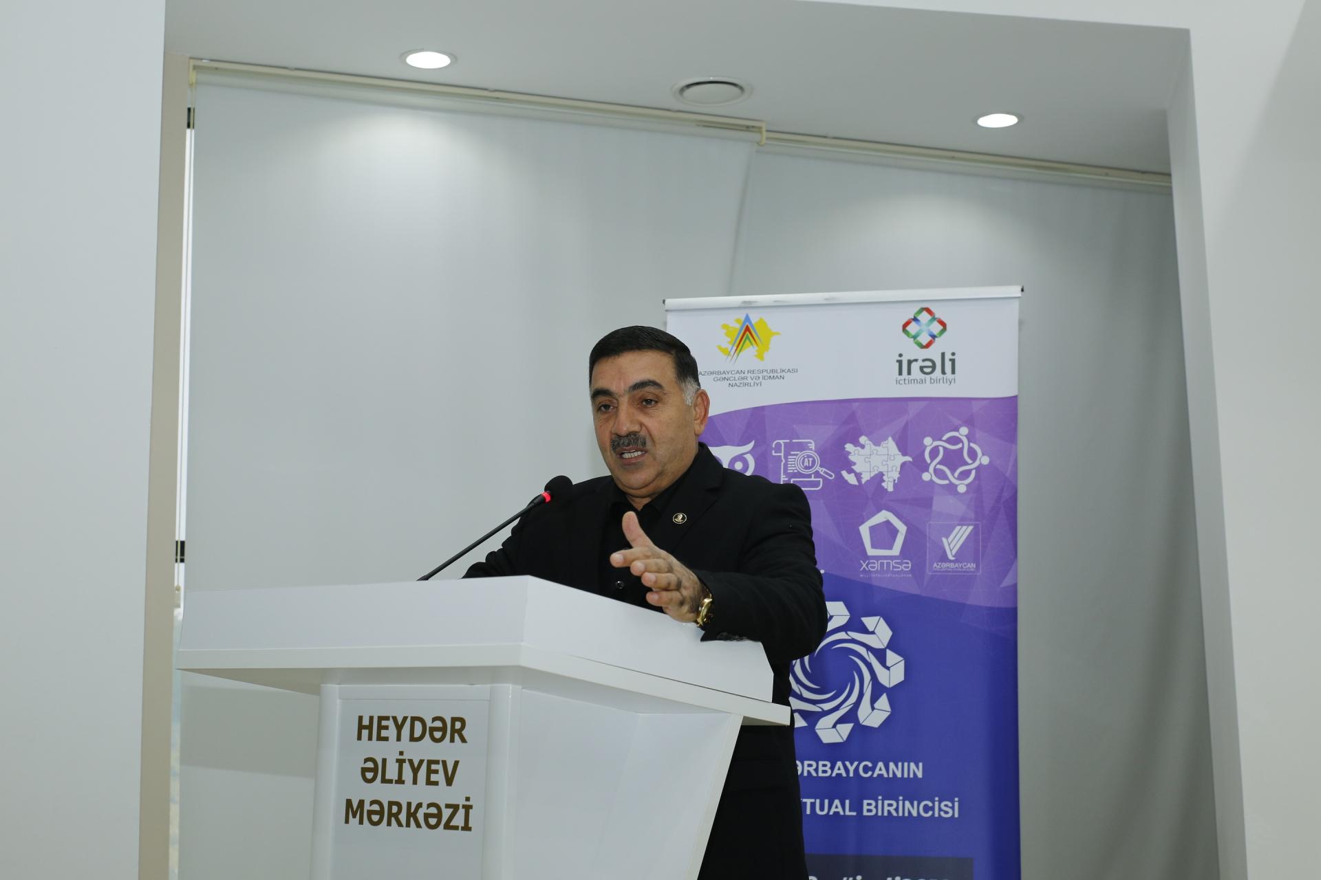 Искать и находить по-азербайджански (ФОТО)