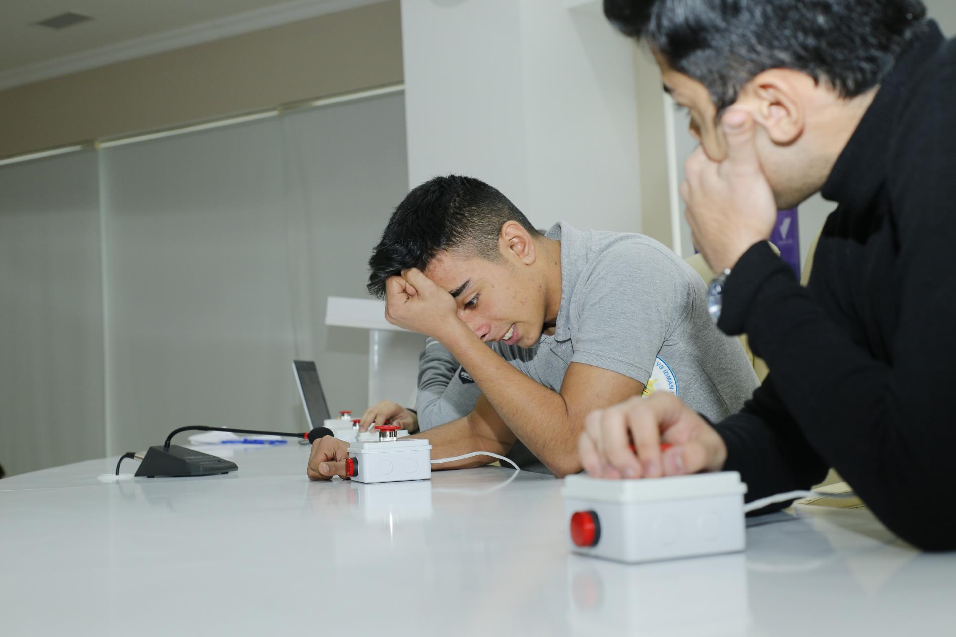 Искать и находить по-азербайджански (ФОТО)