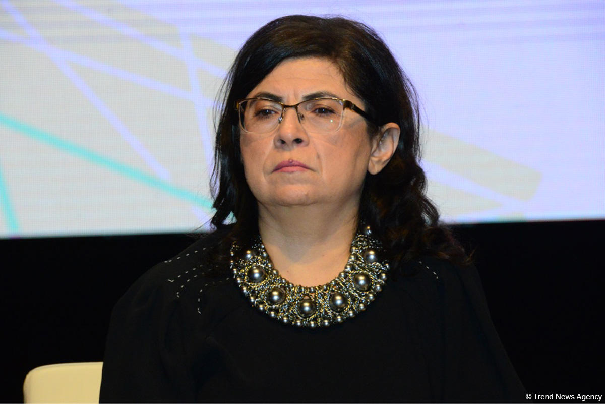 В Баку завершил свою работу XV съезд азербайджанских учителей (ФОТО)