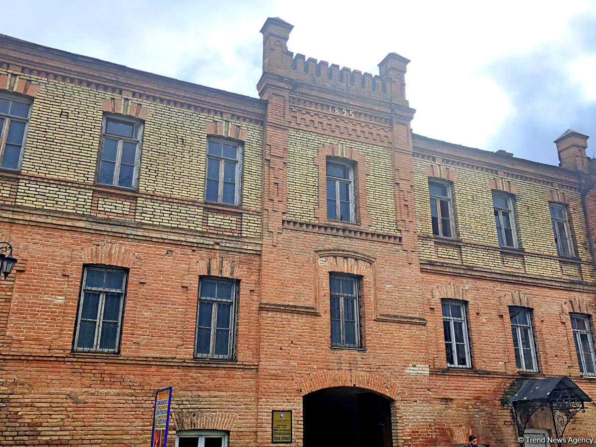 Золотая осень в Шеки – когда оказываешься в сказке (ФОТО)