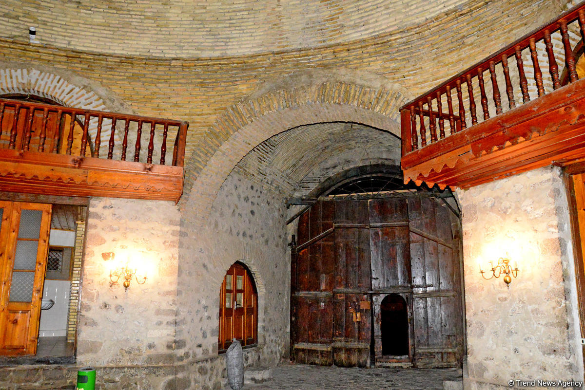 Золотая осень в Шеки – когда оказываешься в сказке (ФОТО)