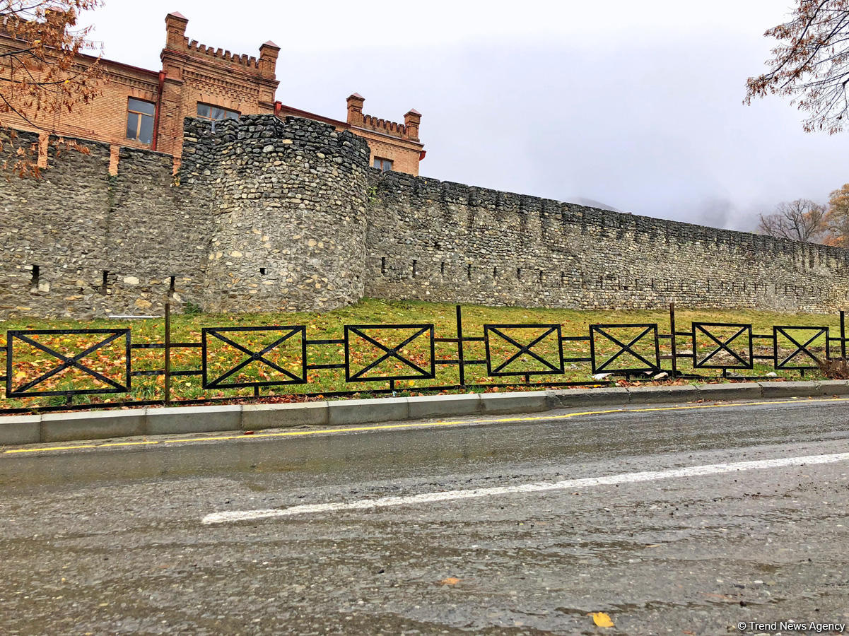 Золотая осень в Шеки – когда оказываешься в сказке (ФОТО)