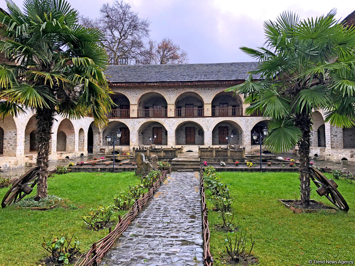 Золотая осень в Шеки – когда оказываешься в сказке (ФОТО)