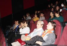 Из Нью-Йорка в Баку: любовь, предательство и месть с Эльчином Азизовым (ФОТО)