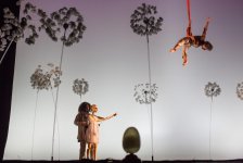 Сюрреализм Сальвадора Дали в Баку в акробатической поэме (ФОТО)