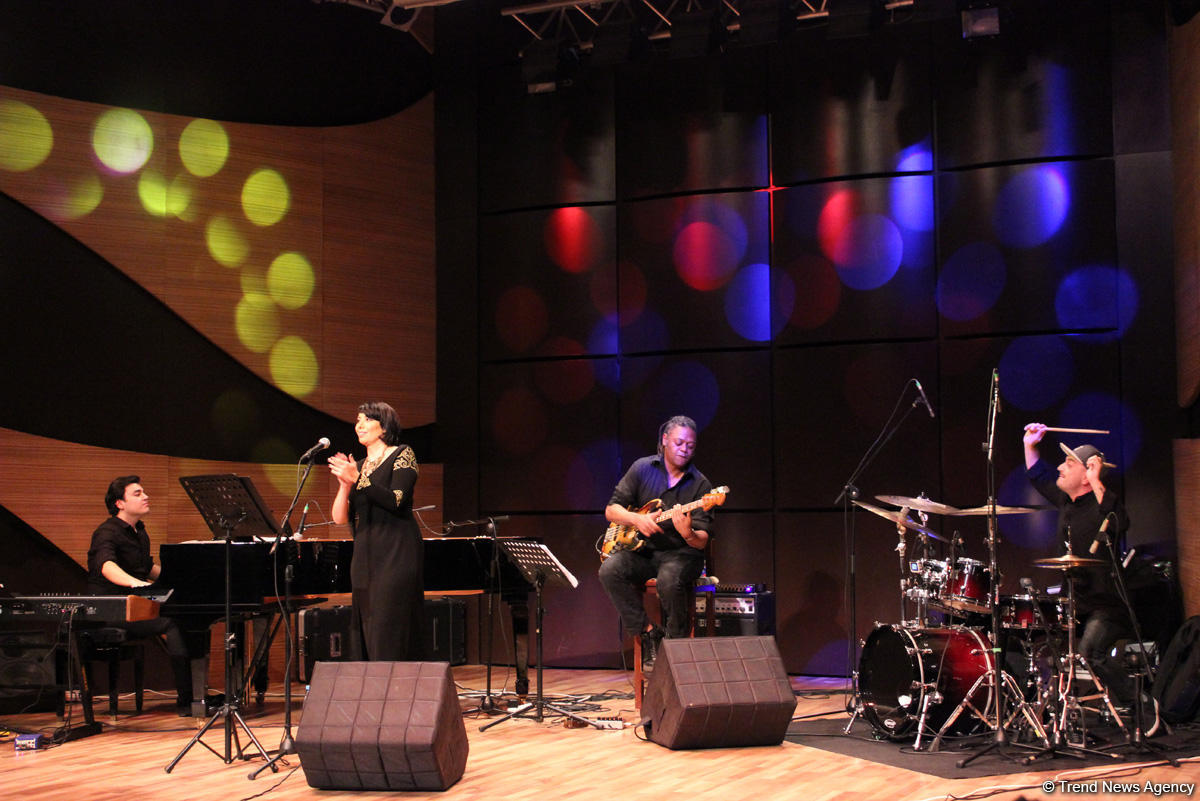 Тарана Махмудова провела концерт с участием джазовой суперзвезды Линли Марта (ФОТО)