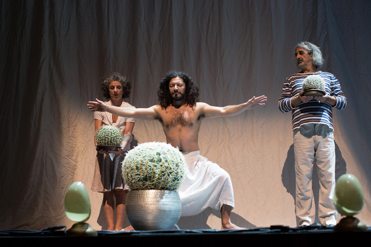 Сюрреализм Сальвадора Дали в Баку в акробатической поэме (ФОТО)