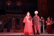 Грандиозный подарок  артистов на юбилей Таира Салахова (ФОТО)