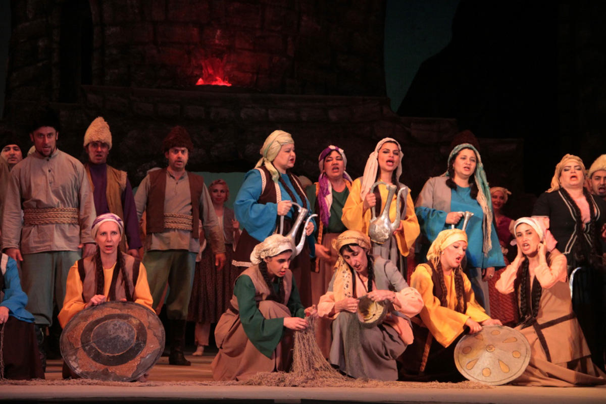 Грандиозный подарок  артистов на юбилей Таира Салахова (ФОТО)