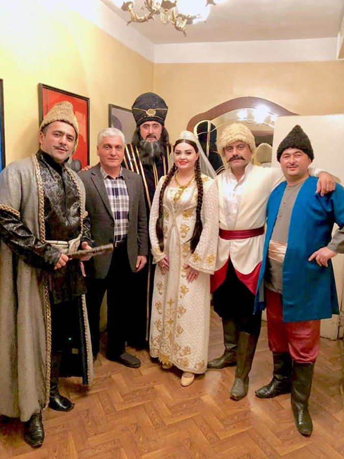 Грандиозный подарок  артистов на юбилей Таира Салахова (ФОТО)