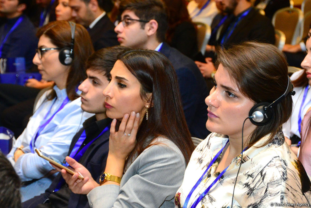 Орхан Мамедов: Одна из главных целей - довести долю МСБ в занятости населения Азербайджана до 40% (ФОТО)