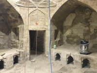 В Ичеришехер продолжается реконструкция средневековой бани (ФОТО)