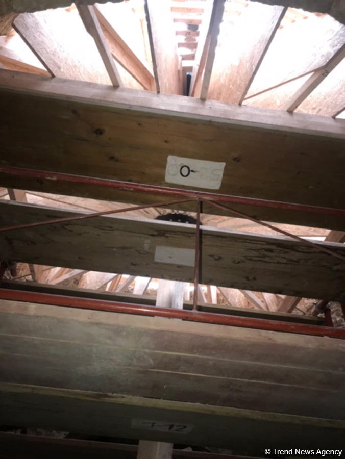 В Ичеришехер продолжается реконструкция средневековой бани (ФОТО)