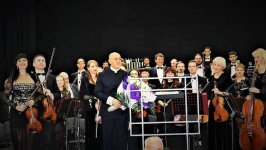 В Днепре прошел торжественный вечер в честь 100-летия АДР и Гара Гараева (ФОТО)