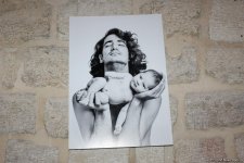 Красивое отцовство в Баку: мир двух мужчин - трехнедельного малыша и его отца (ФОТО)