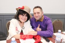 Флора Керимова стала свекровью африканки и выразила протест разводам (ФОТО)