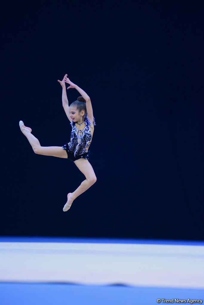 Стартовал третий день соревнований 25-го первенства Азербайджана по художественной гимнастике (ФОТО)