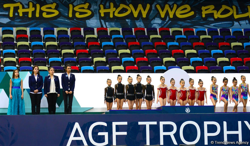 В Баку прошла церемония награждения победителей и призеров пятого Межрегионального кубка по художественной гимнастике (ФОТО)