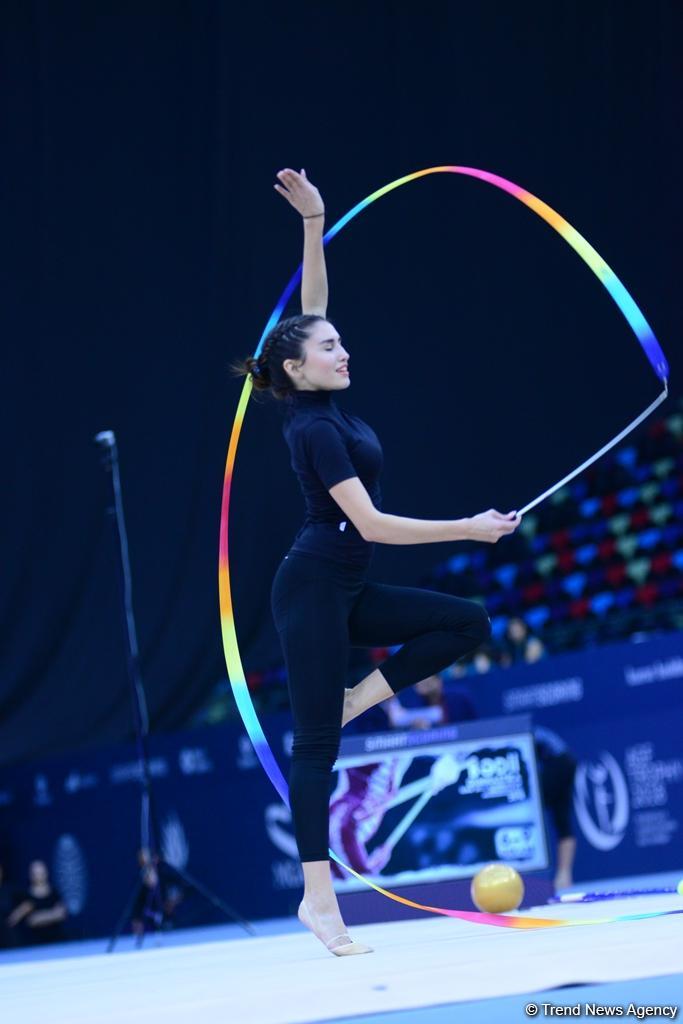 В Национальной арене гимнастики представлено потрясающее шоу "Золотой возраст" (ФОТО)