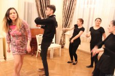 В Баку нашли омолаживающее средство от рога носорога (ФОТО)