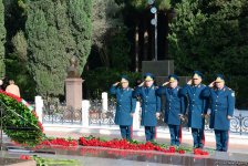 Общественность Азербайджана чтит память великого лидера Гейдара Алиева (ФОТО)