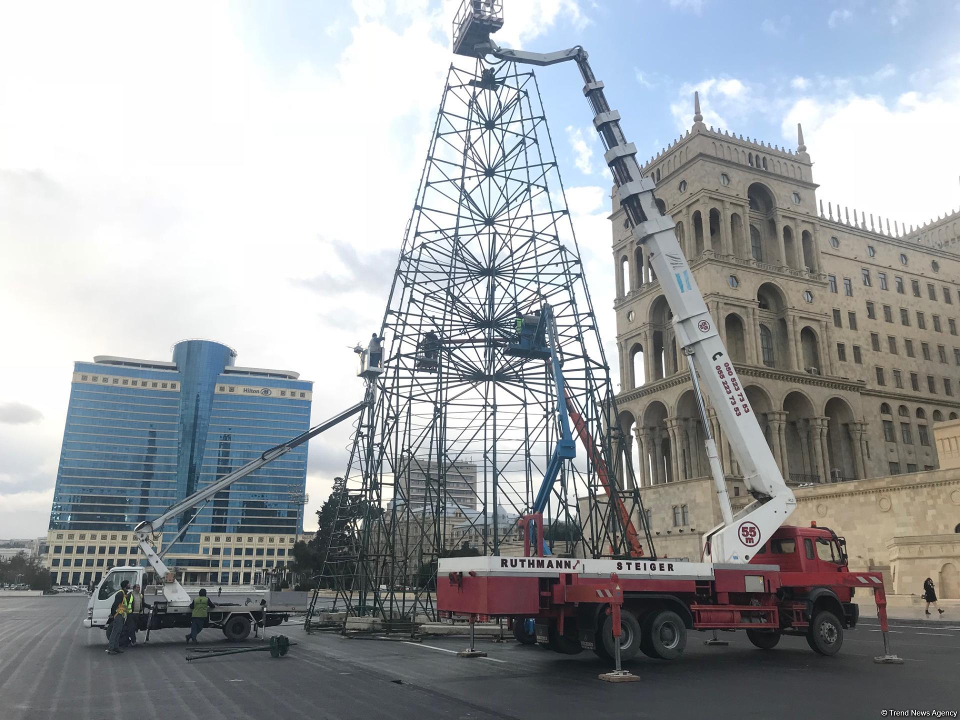 В Баку установят елку высотой в 37 метров (ФОТО)