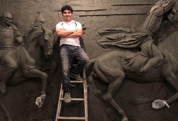 Удивительные таланты! Кянан Гасангулиев – воин, творящий из глины: "Многие считают меня сумасшедшим" (ФОТО)