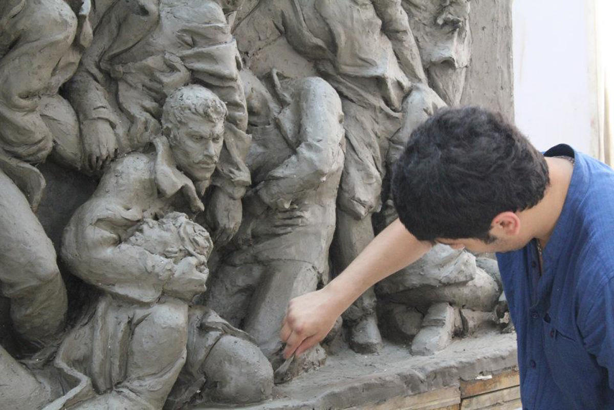 Удивительные таланты! Кянан Гасангулиев – воин, творящий из глины: "Многие считают меня сумасшедшим" (ФОТО)