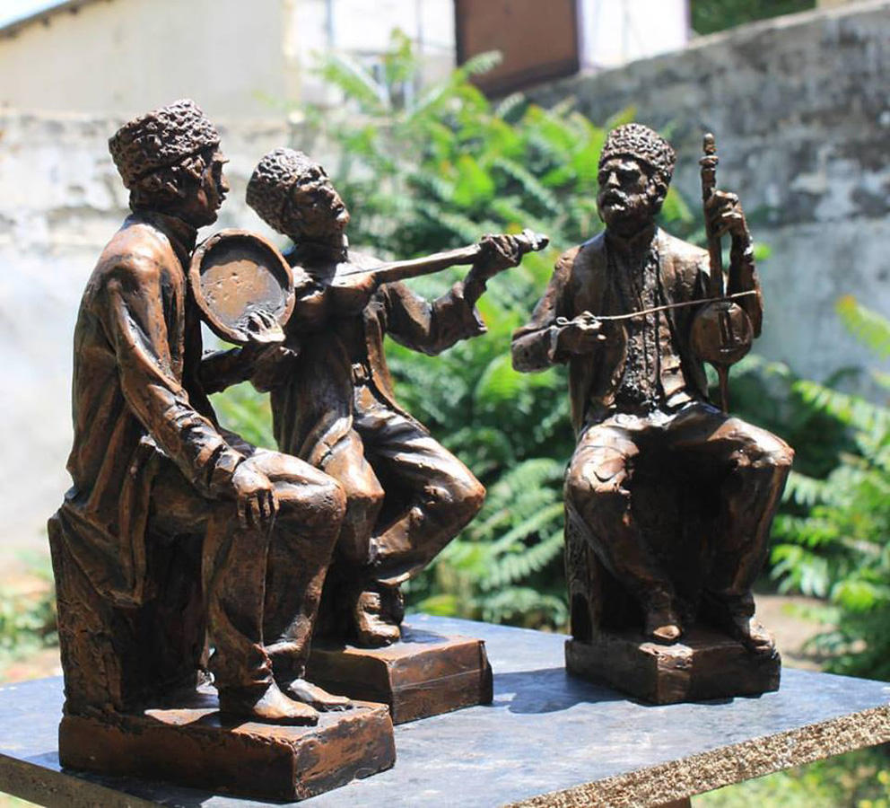 Удивительные таланты! Кянан Гасангулиев – воин, творящий из глины: "Многие считают меня сумасшедшим" (ФОТО)