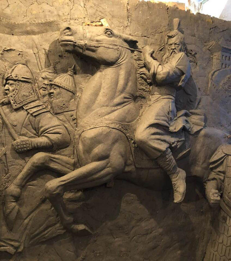 Удивительные таланты! Кянан Гасангулиев – воин, творящий из глины: "Многие считают меня сумасшедшим" (ФОТО)