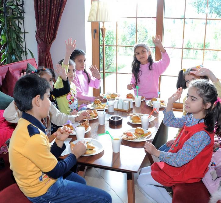 Фонд Гейдара Алиева организовал развлекательную программу для воспитанников детдомов (ФОТО)