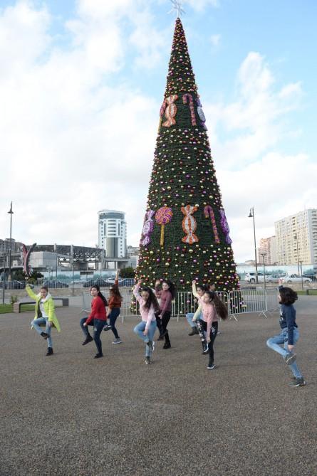 Фонд Гейдара Алиева организовал развлекательную программу для воспитанников детдомов (ФОТО)