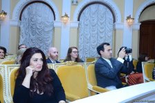 Время добрых дел: благотворительный концерт и ярмарка в Баку (ФОТО)