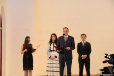 Время добрых дел: благотворительный концерт и ярмарка в Баку (ФОТО)