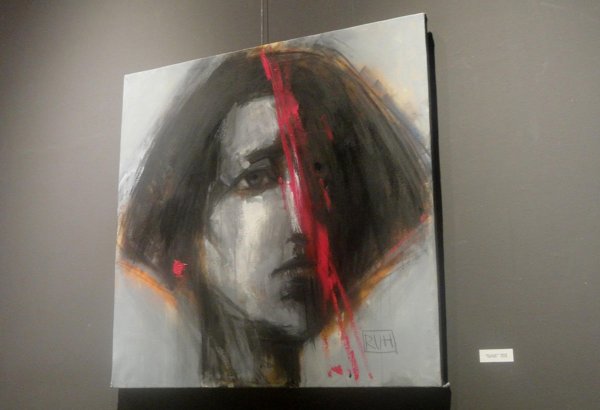 Душа и лучики солнца: выставка работ  Рухуллы Гасанзаде (ФОТО)